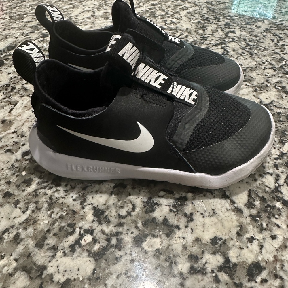 Nike Black and White Slip-On Sneakers with Elastic Strap